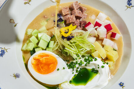 Окрошка на квасе с языком