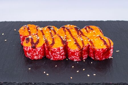 Запеченный Калифорния в Икре