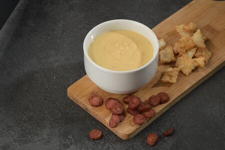 Крем-суп Гороховый с колбасками