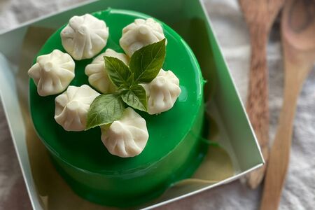 Бенто-торт с хинкали зеленый