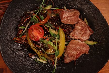 Соба со cвинoй вырезкой