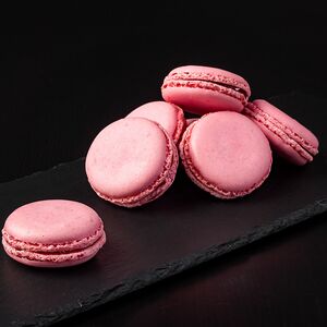 Макаруны клубника