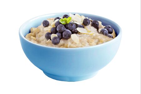 Каша овсяная с черникой