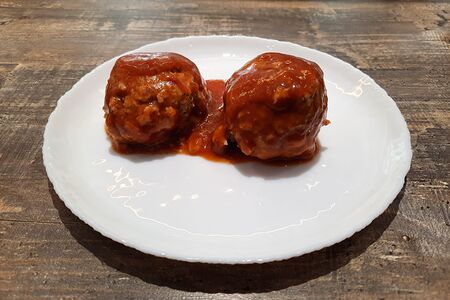 Тефтели в томатном соусе