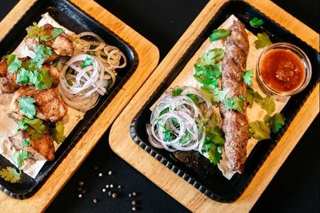 Люля-кебаб из говядины и свинины