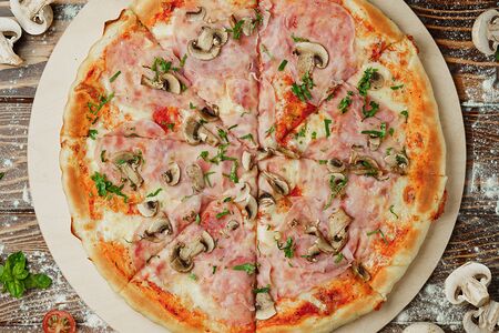 Пицца Ветчина с грибами