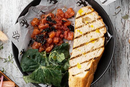 Тартар с тунцом