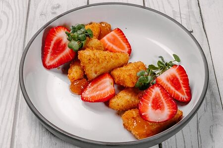 Жареный сыр сулугуни