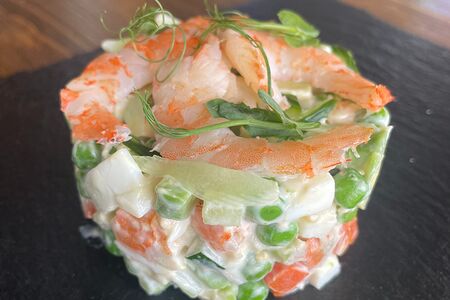 Оливье с креветками