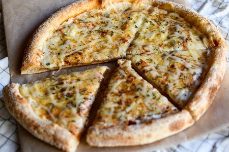 Пицца Четыре сыра