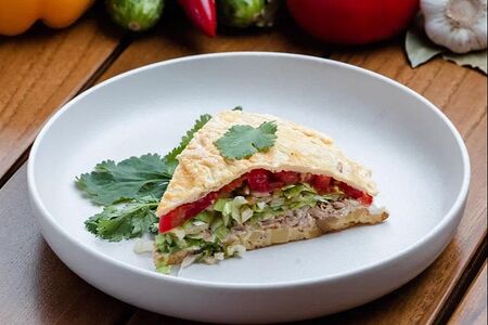 Тортилья с тунцом