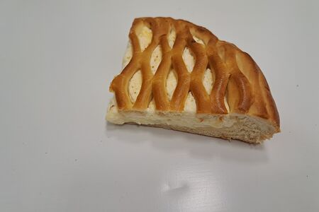 Четверть пирога с творогом