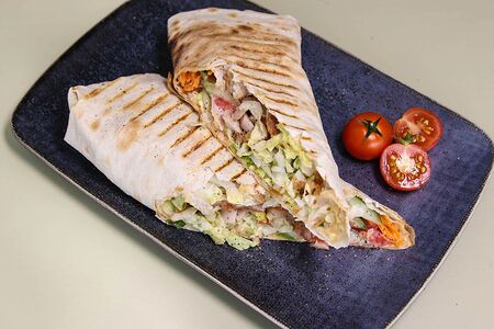 Макси-шаурма из свинины