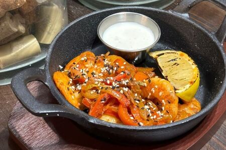 Тигровые креветки с паприкой