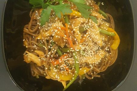 Вок с форелью