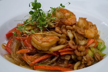 Стеклянная лапша с морепродуктами