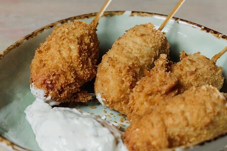 Корн-доги с соусом тартар