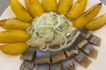 Селедка с картофелем