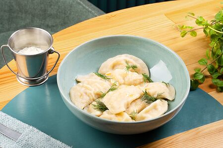 Пельмени ручной лепки с куриной мякотью