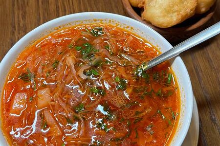 Борщ с пампушками без мяса