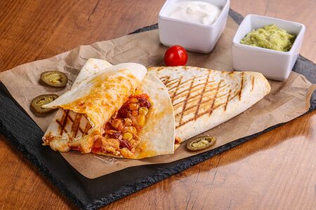 Кесадилья с курицей