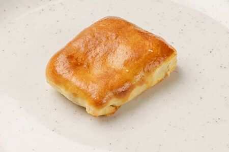 Пирожок с мясом