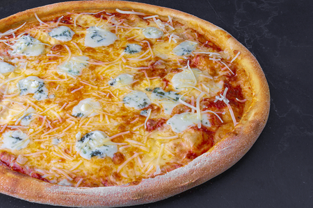 Пицца Четыре сыра