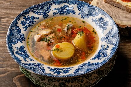 Уха Сибирская из двух видов рыбы