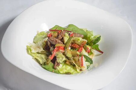 Салат теплый