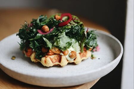 Сырная вафля из цветной капусты