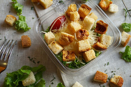 Цезарь с курицей