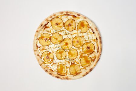 Пицца Горгондзола с грушей