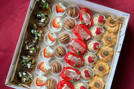 Бокс Девичник, L