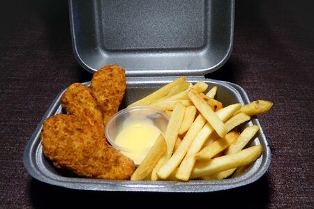 Комбо стрипсы и картофель фри