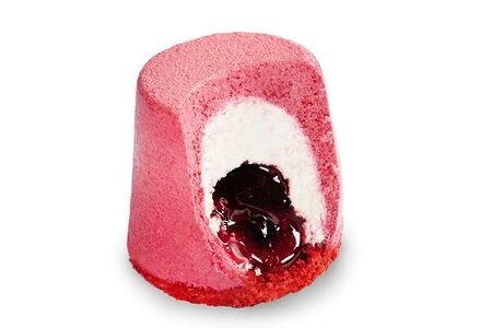 Муссовое пирожное черная смородина