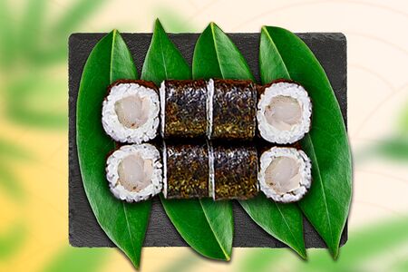 Маки с креветкой