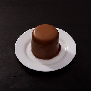 Пирожное шоколадная бомба