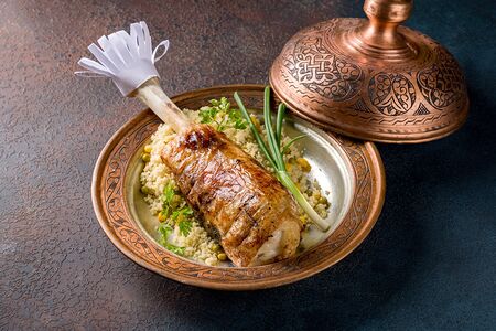 Голень ягненка в тандыре