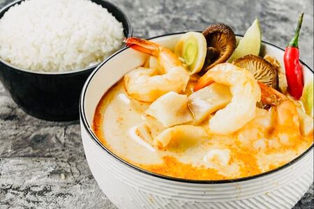 Том ям с морепродуктами (маленькая порция)