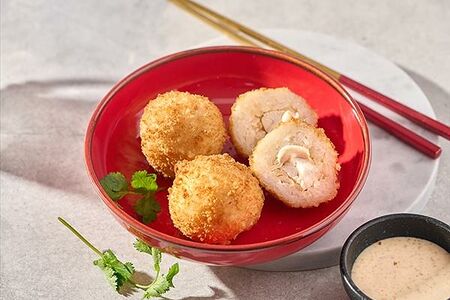 Рисовые шарики с курицей