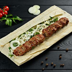 Кебаб из свинины в лаваше