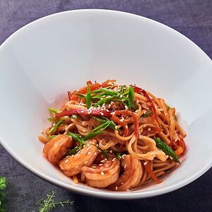 Вок с креветкой