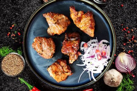 Шашлык из cвинoй шейки