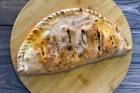 Кальцоне Маргарита