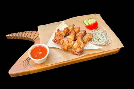 Куриные крылья на углях