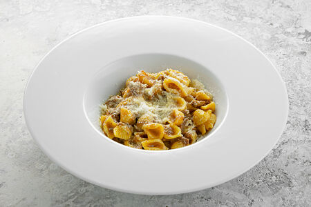 Конкилье с говядиной