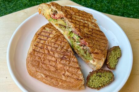 Фалафель в чиабатте