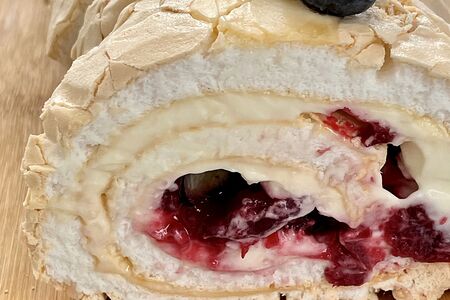 Меренговый рулет