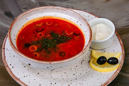 Солянка сборная мясная