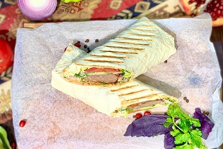 Шаурма из свинины на углях